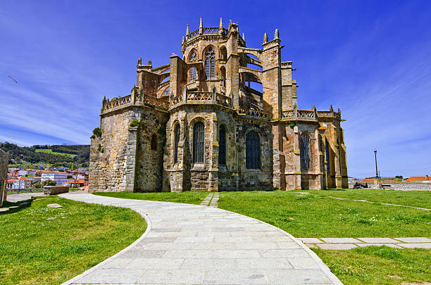 教会の聖マリア被昇天のカストロ Urdiales 、スペイン製です。 ストックフォト