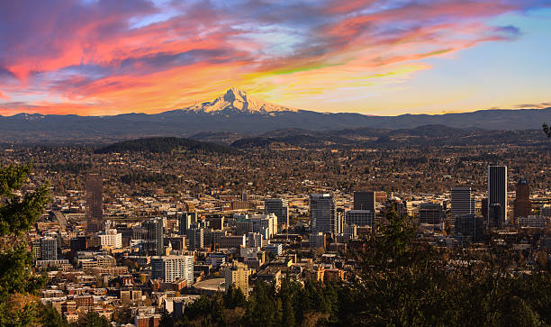 Beautiful Vista of Portland, Oregon Sunrise View of Portland, Oregon from Pittock Mansion. mt hood photos stock pictures, royalty-free photos & images