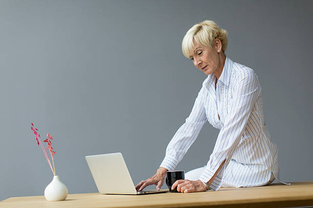 istock Woman in the office 467726202