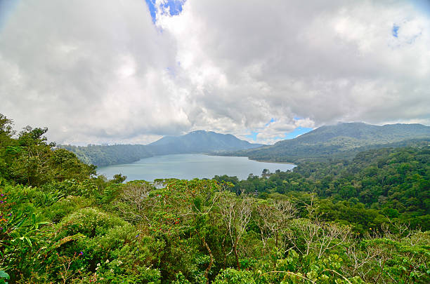 istock Twin Lake in northern Bali, Indonesia 467739103
