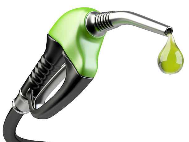 녹색 연료 펌프 노즐, 낙차 엔진오일. - biodiesel 뉴스 사진 이미지
