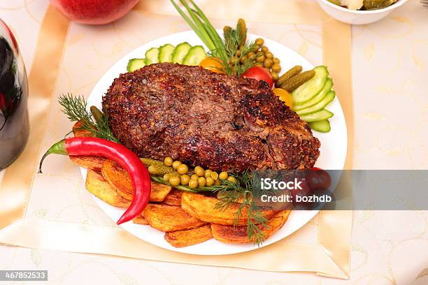 Appetizing Filete De Carne De Porco Assado - Fotografias de stock e mais imagens de Alimentação Saudável - Alimentação Saudável, Almoço, Assado