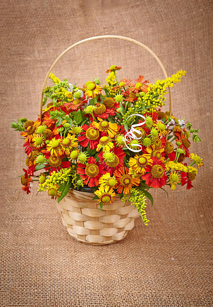 istock Bouquet of red flowers 467885831