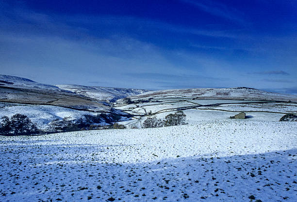 - дейлз - yorkshire dales стоковые фото и изображения