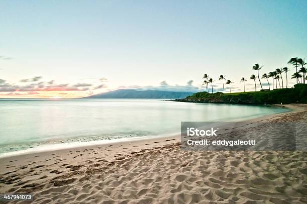 Kaanapali Beach In West Maui Hawaii Stock Photo - Download Image Now - Beach, Breaking Wave, Cloudscape