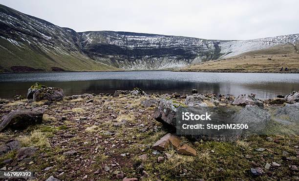 Paisaje Con Lago De La Montaña Foto de stock y más banco de imágenes de 2015 - 2015, Agua, Aire libre