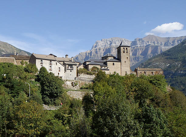 istock Tours in Spain and Portugal 2013 467966241