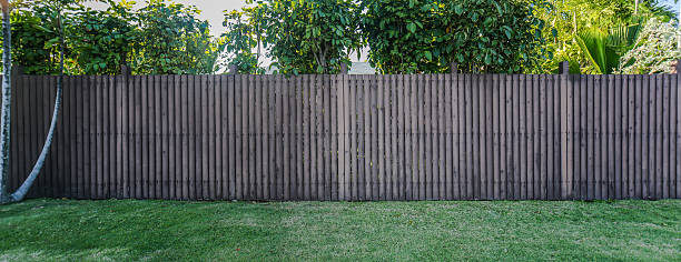 istock Wooden Fence 467975062