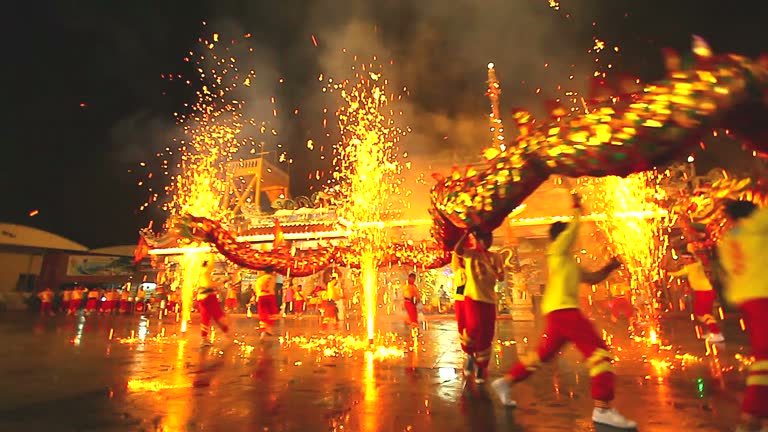 The dragon dance is performed by a skilled team whose job is to bring the motionless body to life. The correct combination and proper timing of the different parts of the dragon are very important to make a successful dance. Any mistakes made by even some of the performers would spoil the whole performance. To be very successful in the dance, the head of the Dragon must be able to co-operate with the body in combination with the timing of the drum.