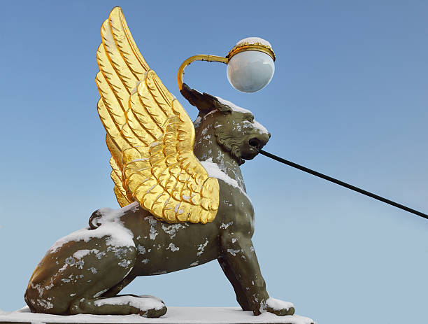 istock Gilded wings of griffin statue (1826) on Banking bridge 468027953