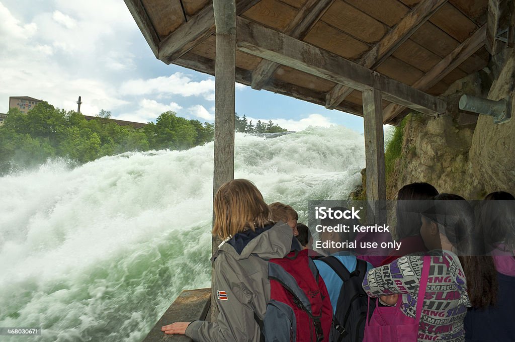 Rheinfall von Schaffhausen in der Schweiz - Lizenzfrei Balkon Stock-Foto