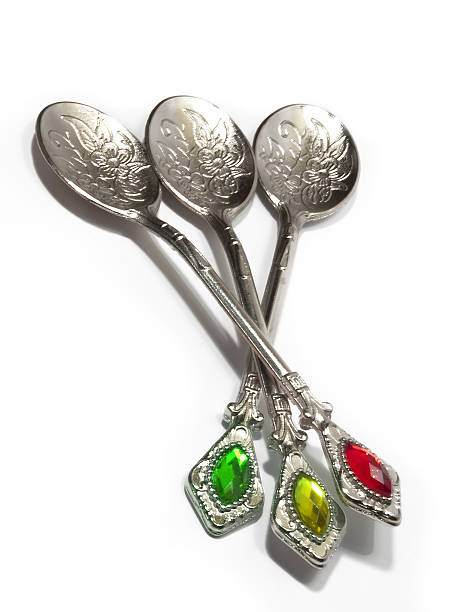 シルバーのスプーン - teaspoon tablespoon silver spoon ストックフォトと画像