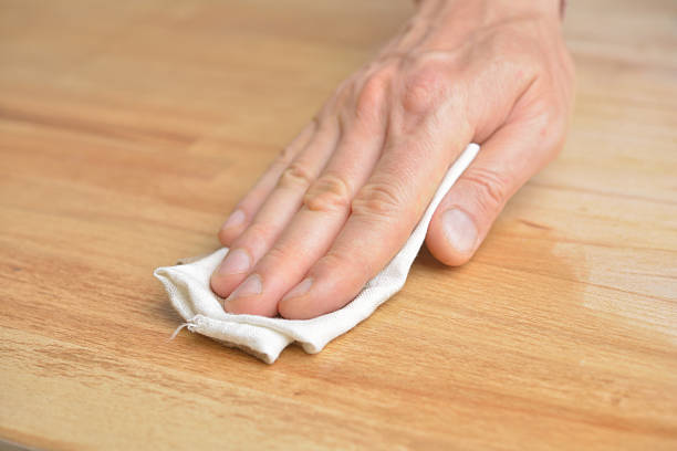 istock Applying the Danish oil 468194134
