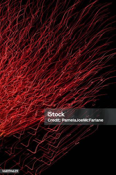 Czerwone Linie Światła - zdjęcia stockowe i więcej obrazów Abstrakcja - Abstrakcja, Bez ludzi, Błyszczący