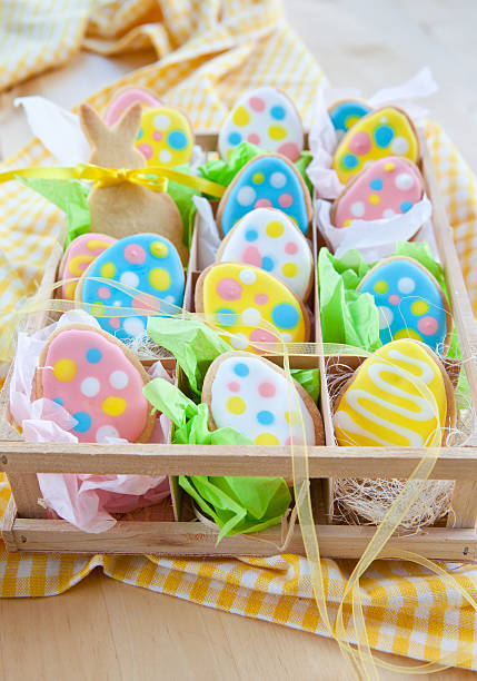 istock Little box with colorful cookies 468216021
