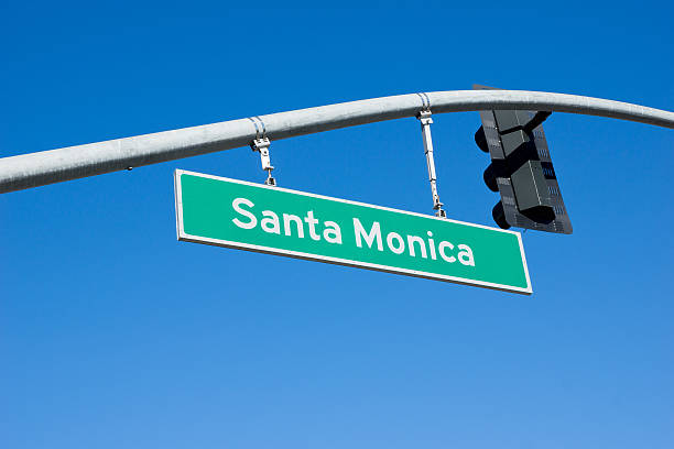 istock Santa Monica Sign 468244286