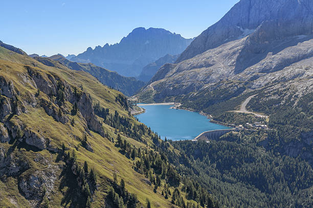 Dam Lago di Fedaia, Marmolada, Dolomity, Włochy – zdjęcie