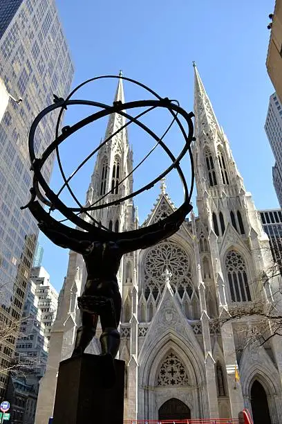 Photo of Atlas and St. Patrick from the right