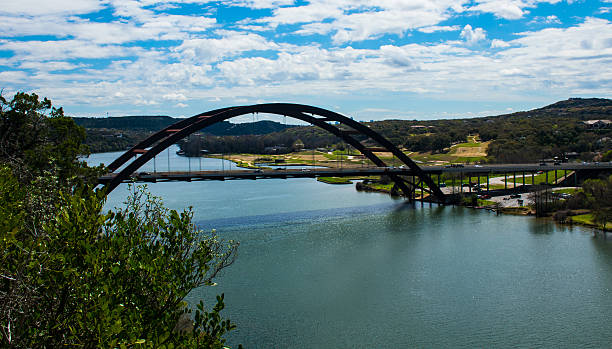 ponte ponte pennybacker 360 lado do ângulo - old town imagens e fotografias de stock