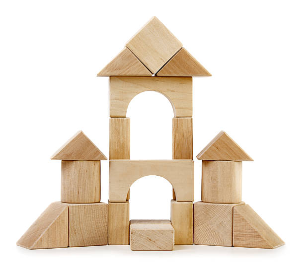 zabawki drewniane zamek - wood toy block tower zdjęcia i obrazy z banku zdjęć