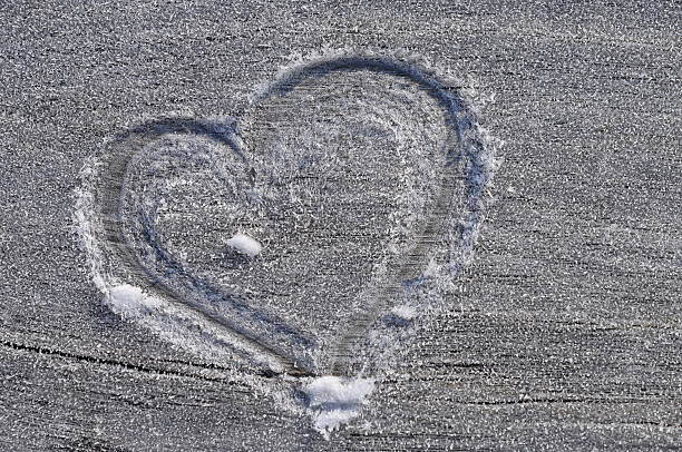 istock Heart drawn in the frost 468273317