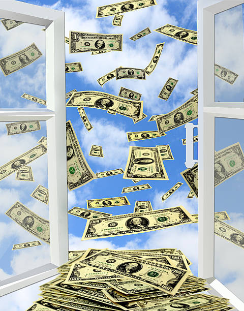 открыл окно с неба и доллары летающий away - деньги окно стоковые фото и изображения