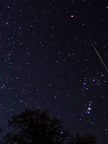 Shooting star from the geminids meteor shower November 2014