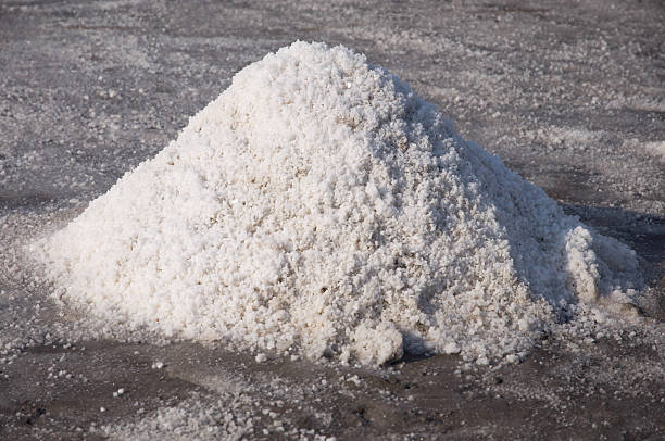 istock Naklua Mass of salt in salt seaside farm,  Samutsungkhram Thaila 468381248