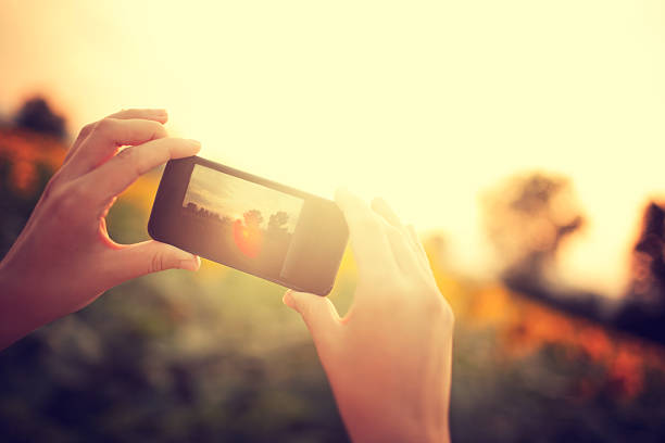 istock Capturing the moment with a smartphone 468422163