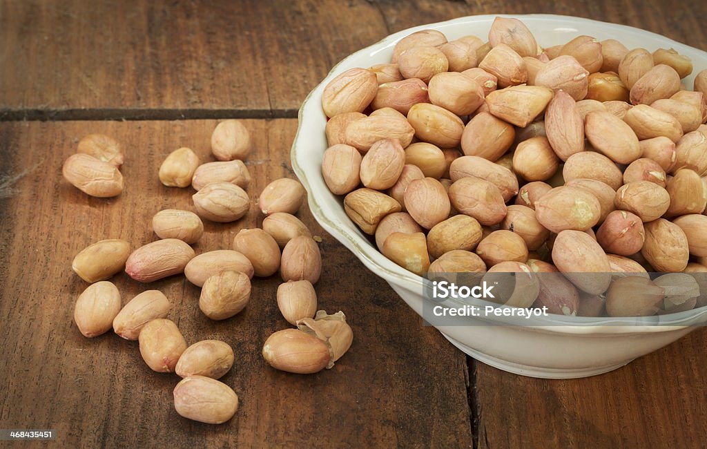 Vida peanuts. - Foto de stock de Alimento libre de derechos