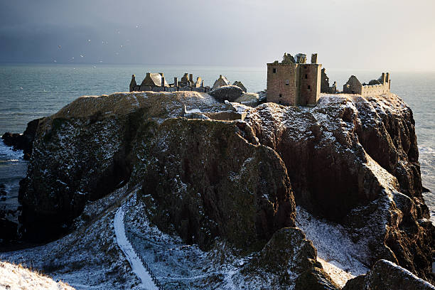 istock Close View in Snow - Dunnottar Castle, Stonehaven, Scotland UK 468435739