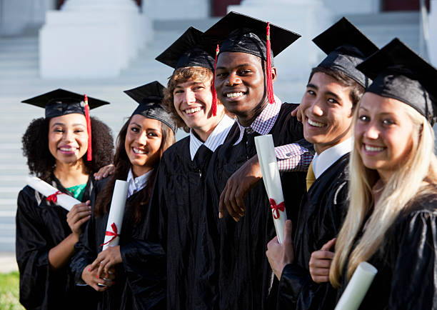 ukończeniu studiów klasy - high school student graduation education friendship zdjęcia i obrazy z banku zdjęć