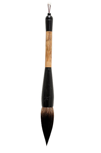 istock A paint brush pointing to the ground 468466279