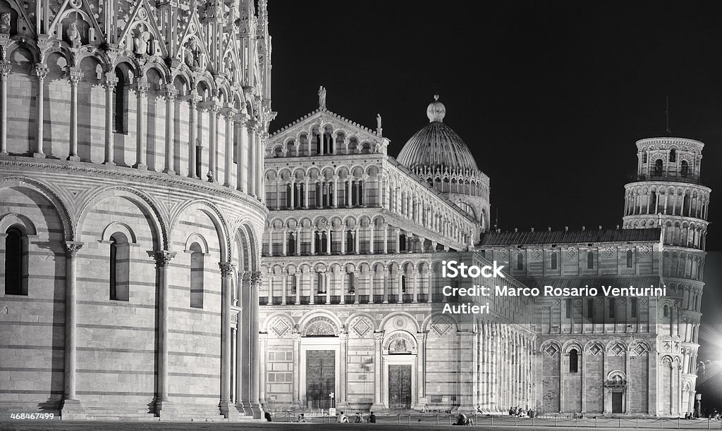 La Campo dei Miracoli за ночь - Стоковые фото 2000-2009 роялти-фри