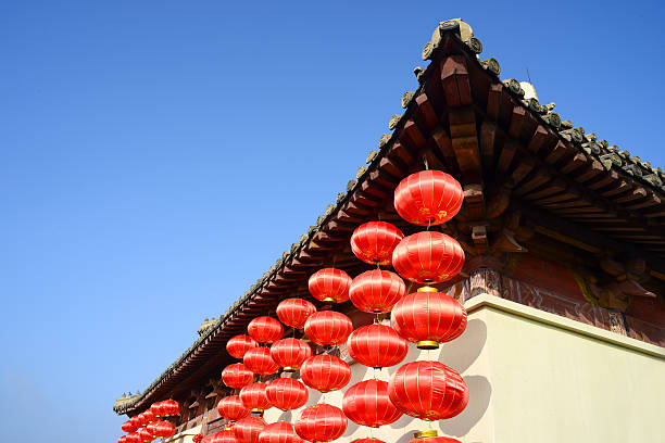 cultura cinese: festival delle lanterne rosse - shingle bank foto e immagini stock