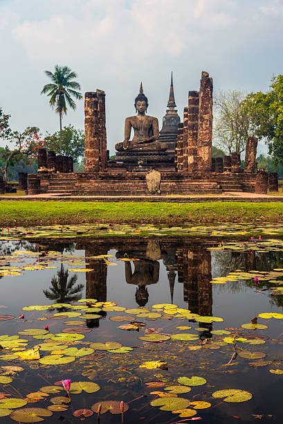 istock Reflection of lord buddha 468478800