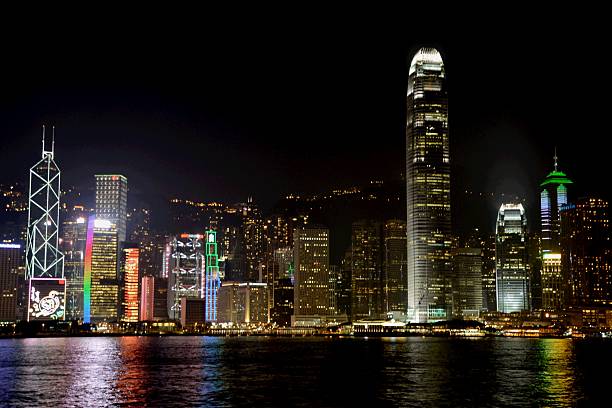 skyline di hong kong - admiralty bay foto e immagini stock