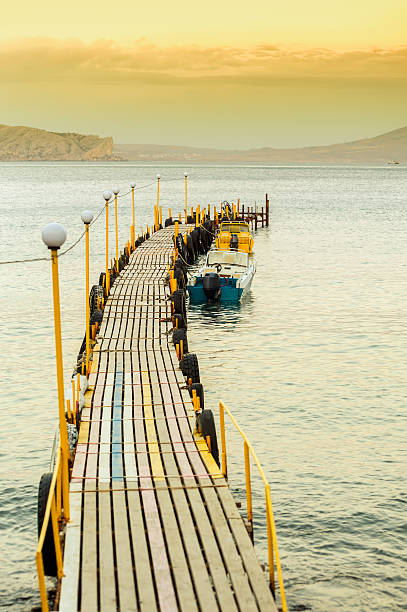 istock Beautiful sunset seascape 468515660