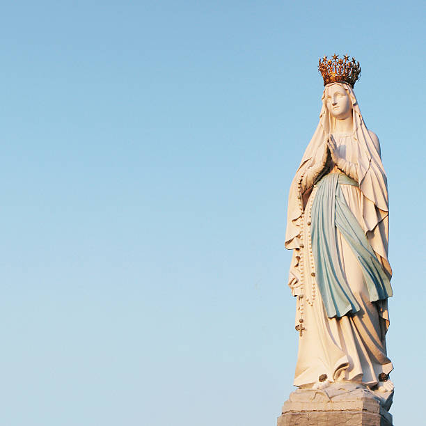 istock Statue Of Virgin Mary 468516322