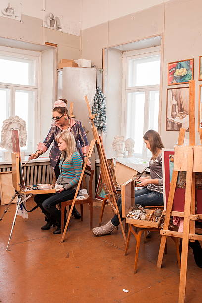 istock painting lesson in the classroom, workshop 468526232