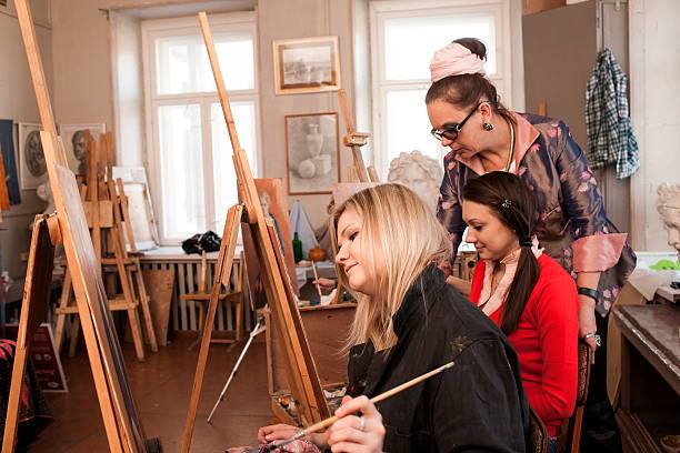 istock painting lesson in the classroom, workshop 468526260