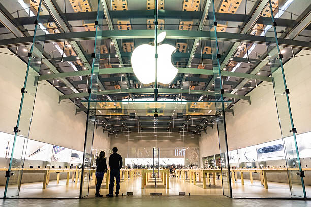 loja da apple em santa monica-califórnia-estados unidos - brand name imagens e fotografias de stock