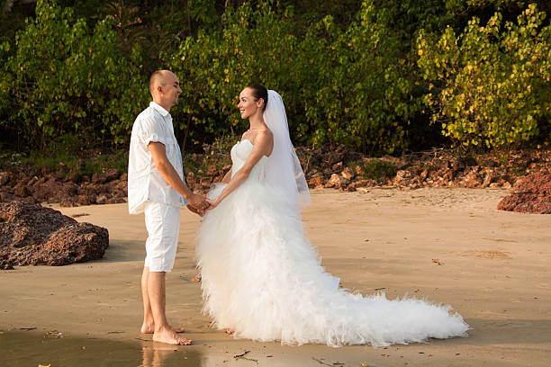 istock Love story on the beach 468592020