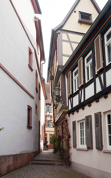 Antiga Rua no Ladenburg, Alemanha - fotografia de stock