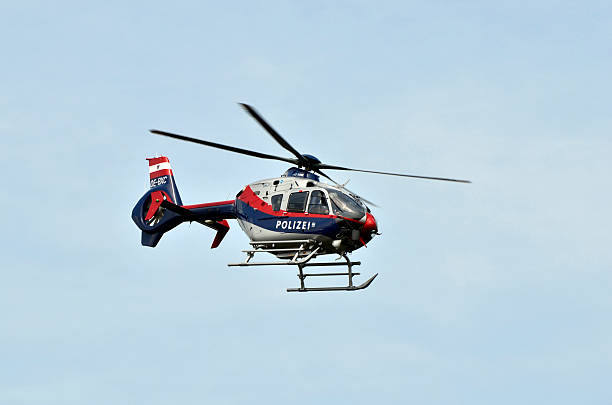 오스트리아, 경찰 - police helicopter 뉴스 사진 이미지