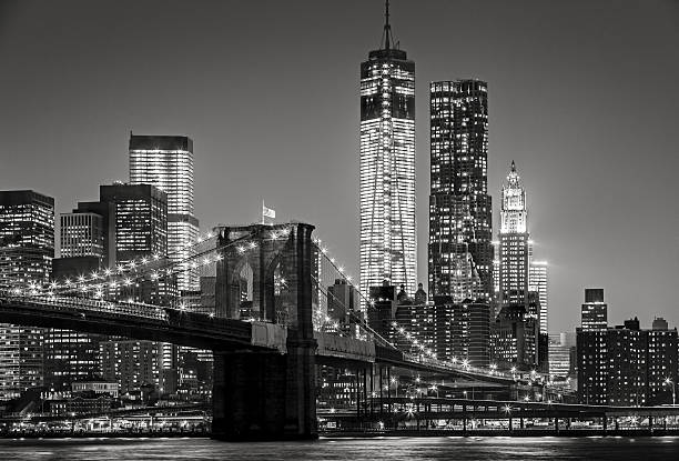 istock New York by night. Brooklyn Bridge, Manhattan – Black and White 468620966