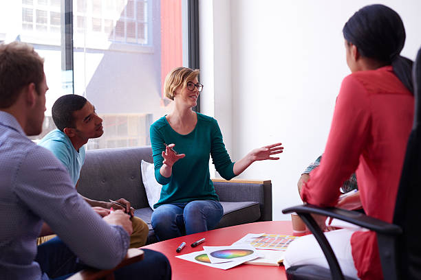 istock Informal business meeting 468621128
