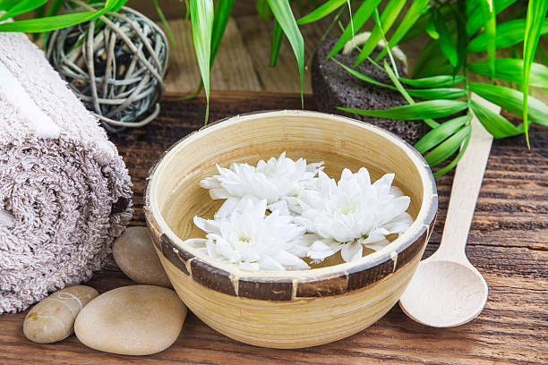 istock Beautiful White Flowers in the Water.Spa Setting 468625604