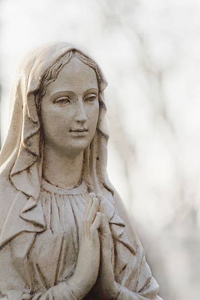 istock Statue Of Virgin Mary 468628256