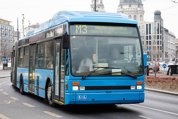 대중 교통-버스 - driver bus public transportation reflection 뉴스 사진 이미지